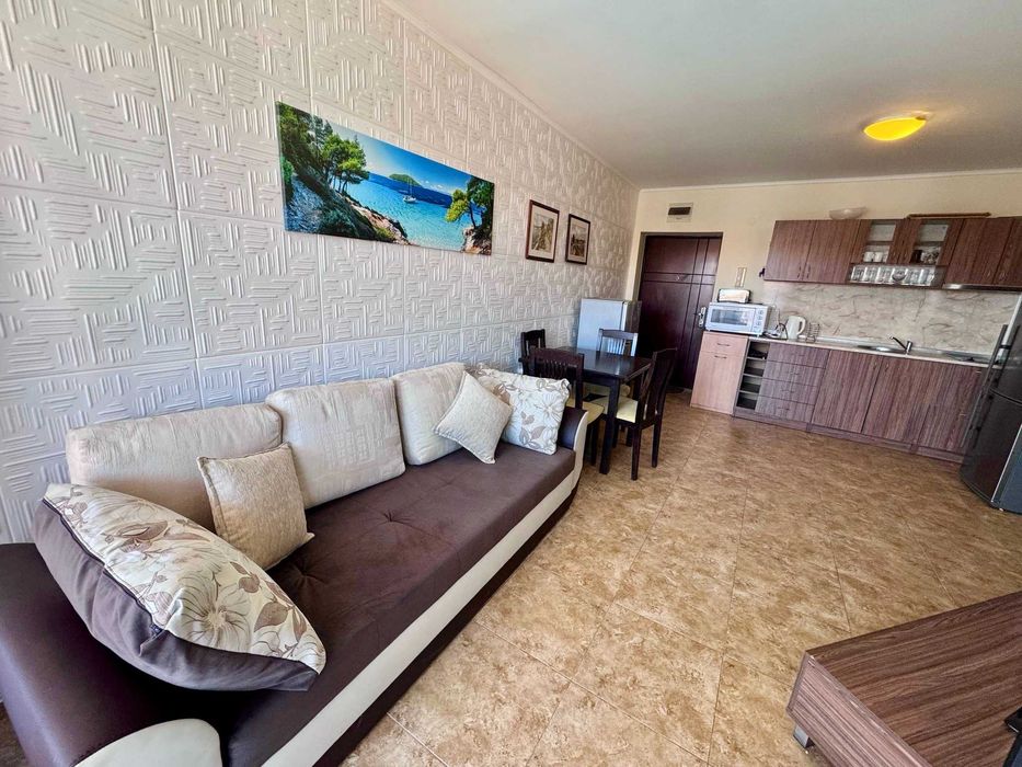 Продава се Тристаен апартамент в с. Равда, Област Бургас - 70 кв.м за 1370 €/кв.м - Снимка #3