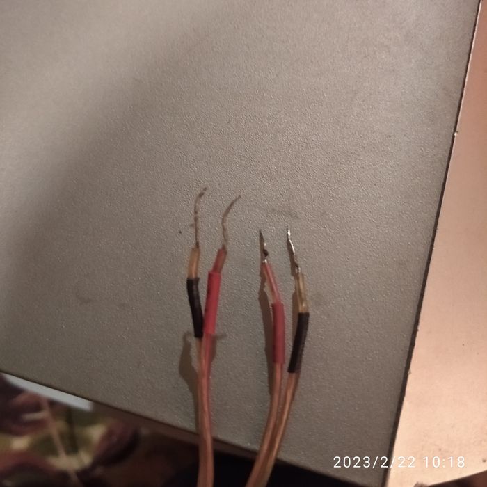 Колонки от домашнего кинотеатра.