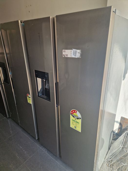 Side by side Hanseatic A++ No Frost Нов Ледогенератор