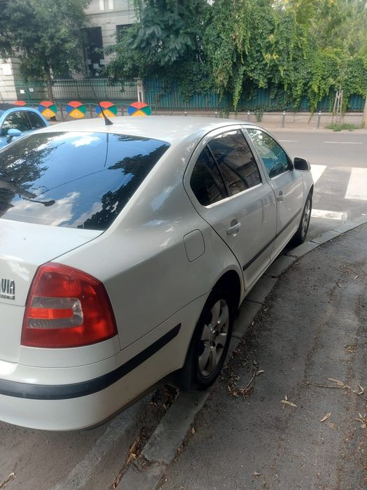 SKODA Octavia 2008 — imagine 4
