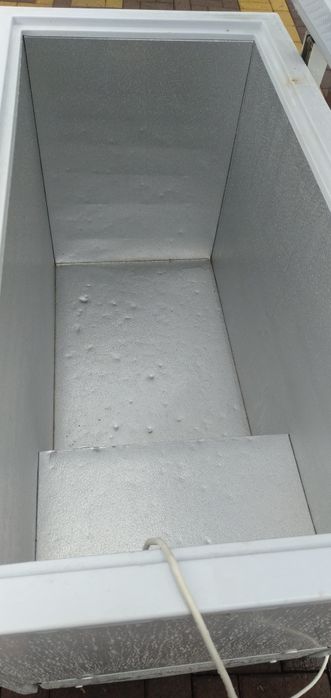 Продам морозильник ларь  Бирюса