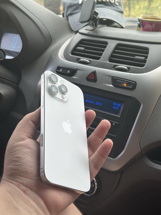 Iphone 16 pro max 256G без царапин идеал