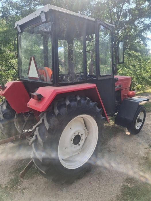 Tractor u445 romanesc
