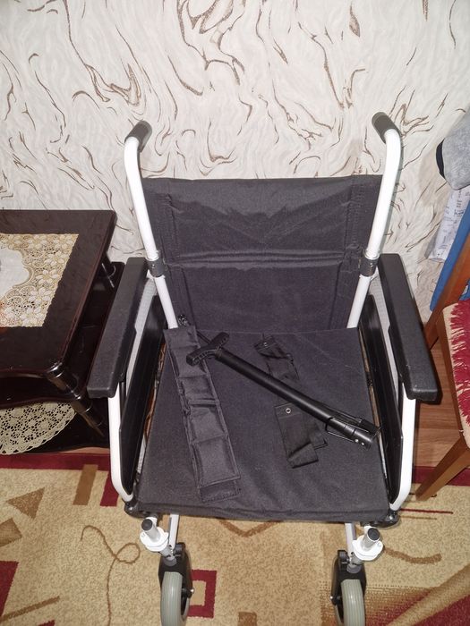 Инвалидная коляска