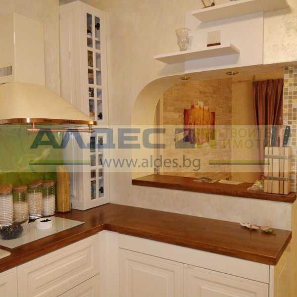 Ремонтиран, обзаведен, с две спални, в Овча Купел