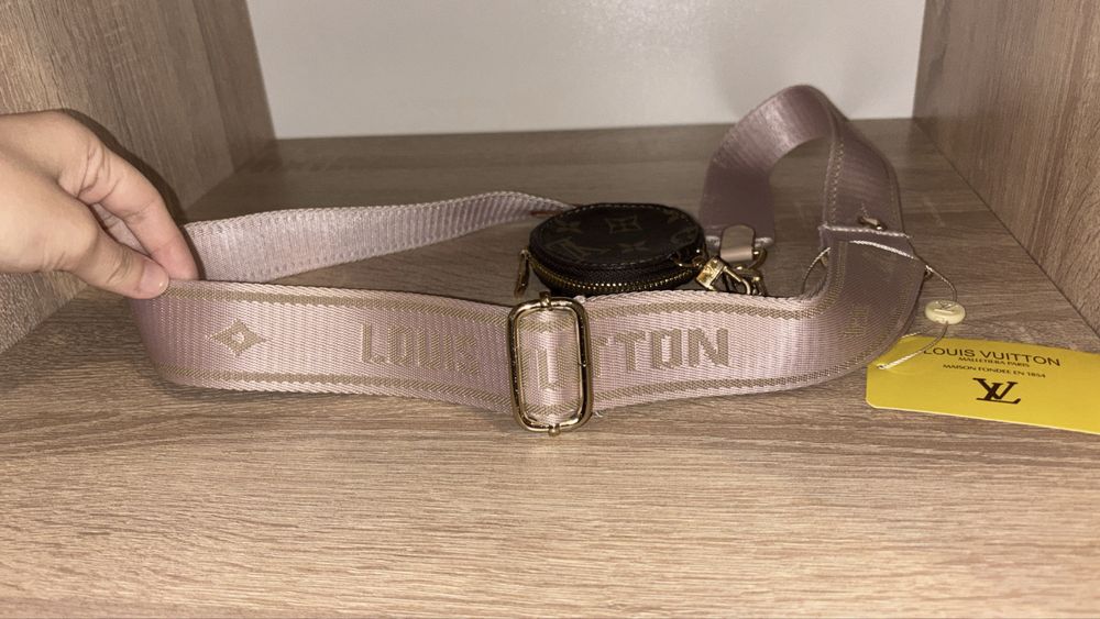 Curea Louis Vuitton