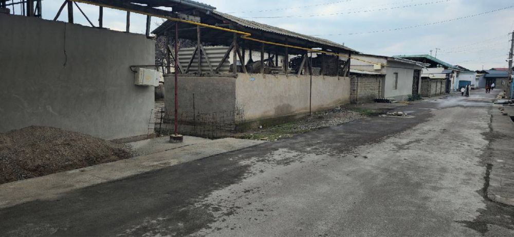 Uy sotiladi arzon narxda