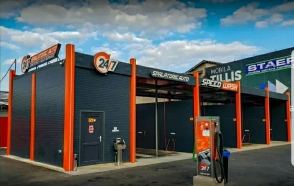 Vând spalatori auto self totul la gata 6000€ boxa