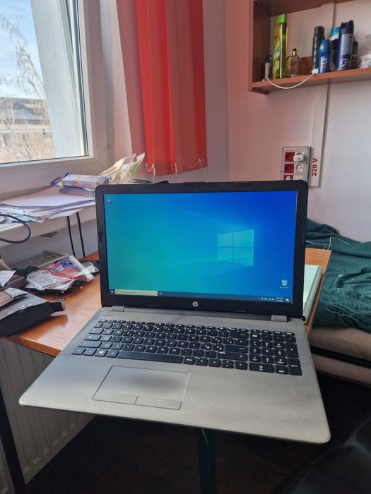 HP 250 G6 250 GB SSD 8 GB RAM INTEL 15,6 INCH