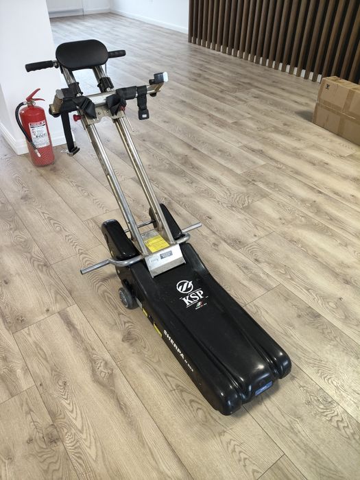 Ascensor electric scări  pentru scaun cu rotile KSP Sherpa N902