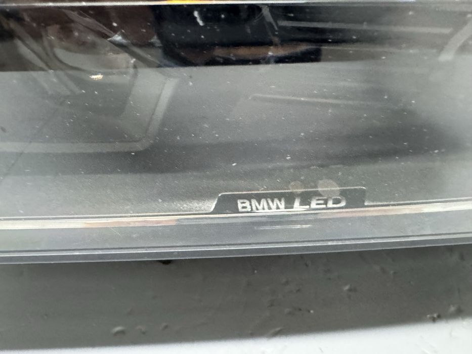 Far bmw G70 seria i7 full led adaptive 2023-2025 stanga
