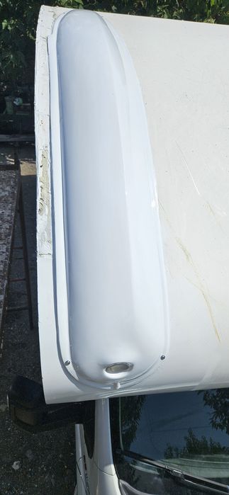 Reparatii bari auto si tinichigerie/vopsitorie