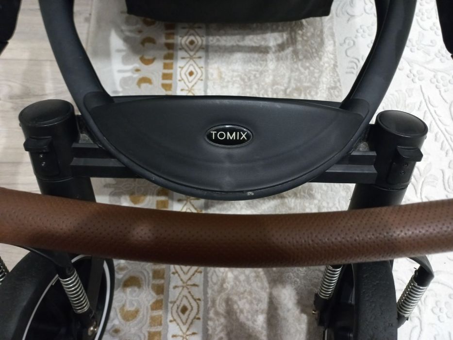 Продам Коляску TOMIX