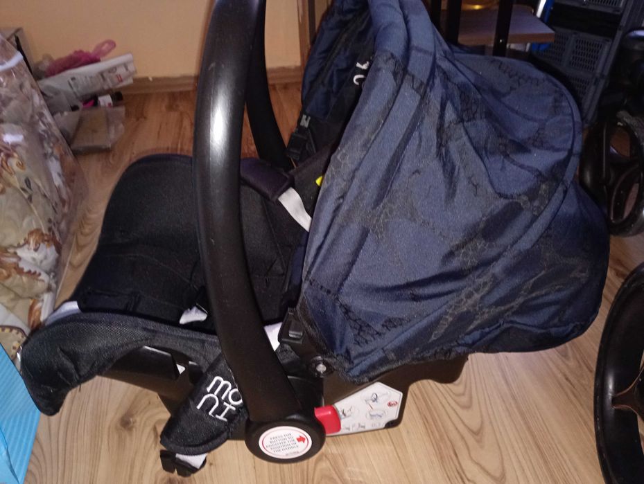 Бебешка кошница за кола