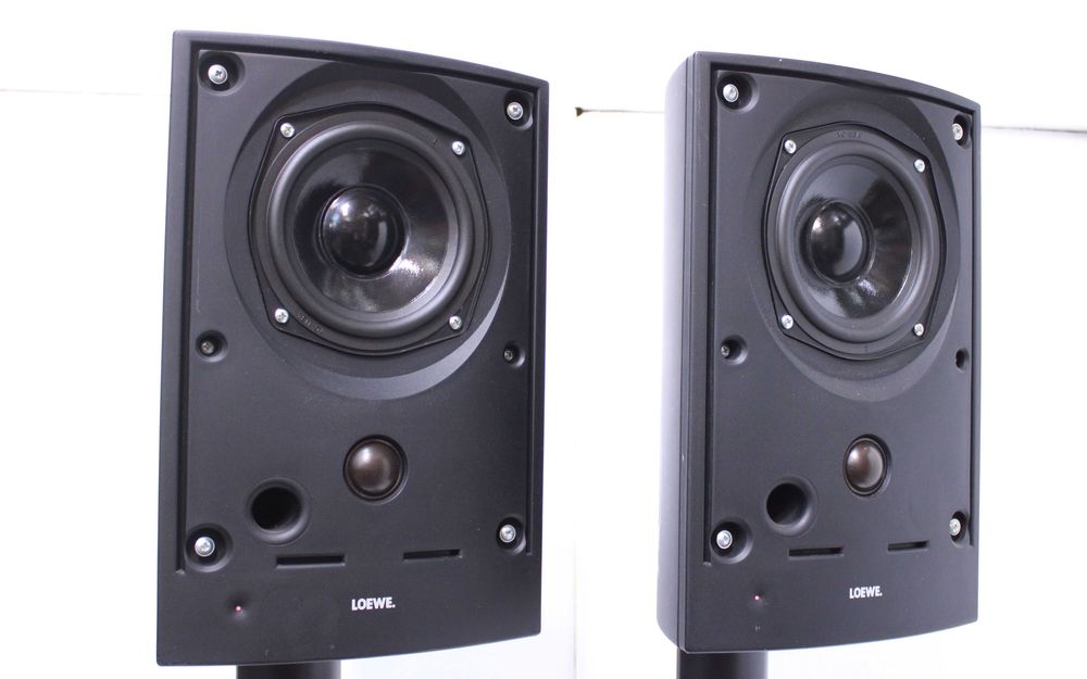 Boxe active Loewe 2x30W+standuri(Germania).