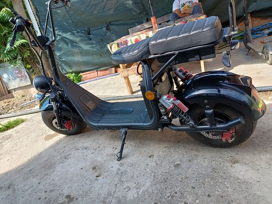 Vând scuter electric
