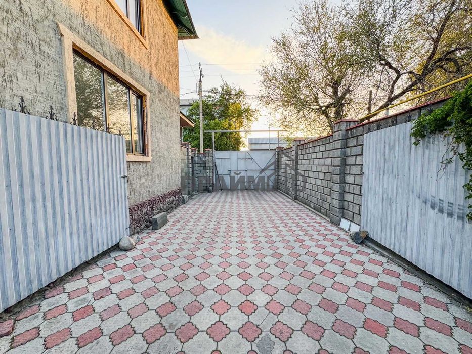 ПРОДАМ 5 ком. дом Центр (Артем ПРАЙМ)