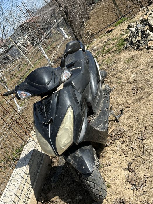 Scuter de vanzare 49cc
