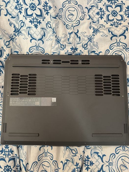 Lenovo loq 15IAX9