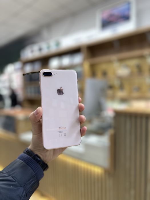 IPhone 8 plus 64 GB
