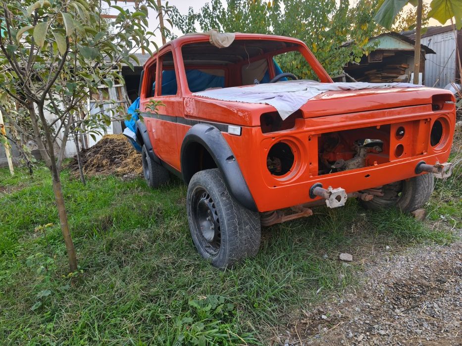 Продам свою Ниву.