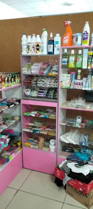 Продам витрины в хорошем состоянии