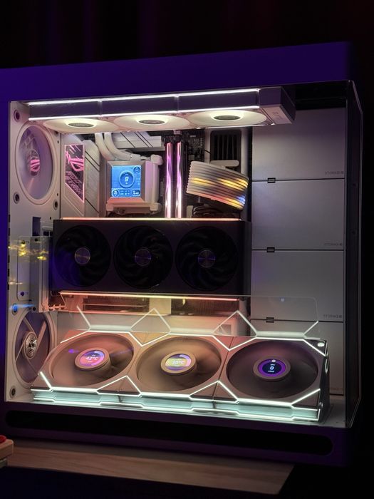 PC Gaming/Workstation RX7900XT R7 7800X3D 32GB DDR5 2TB SSD