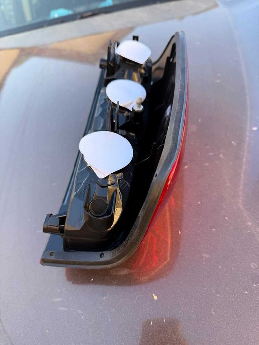 Stop Nissan dreapta spate nou