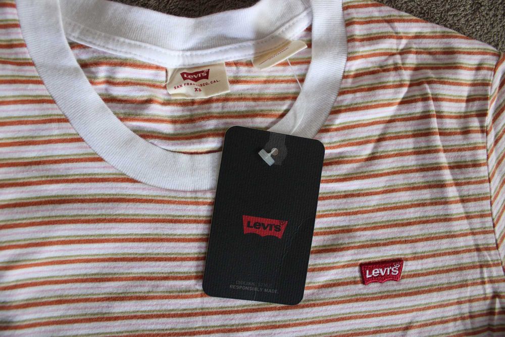 Нова дамска тениска Levi’s – оригинална