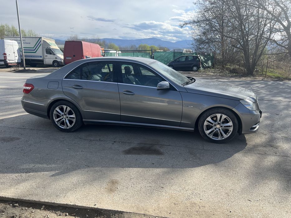 Mercedes E350 CDI 231к. 4MATIC 2010г. на части