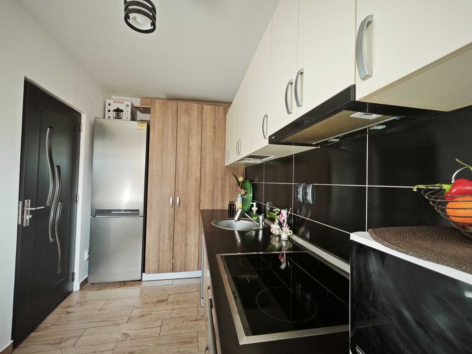 Persoană fizică vând apartament 3 camere – zona Regal, Baciu