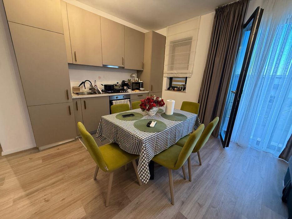 Apartament  3 camere