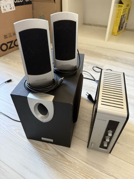 Microlab система за озвучаване 2+1