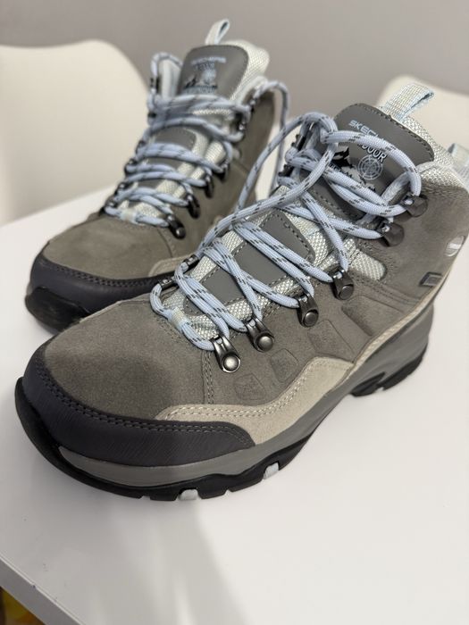 Зимни боти Skechers 37 рр