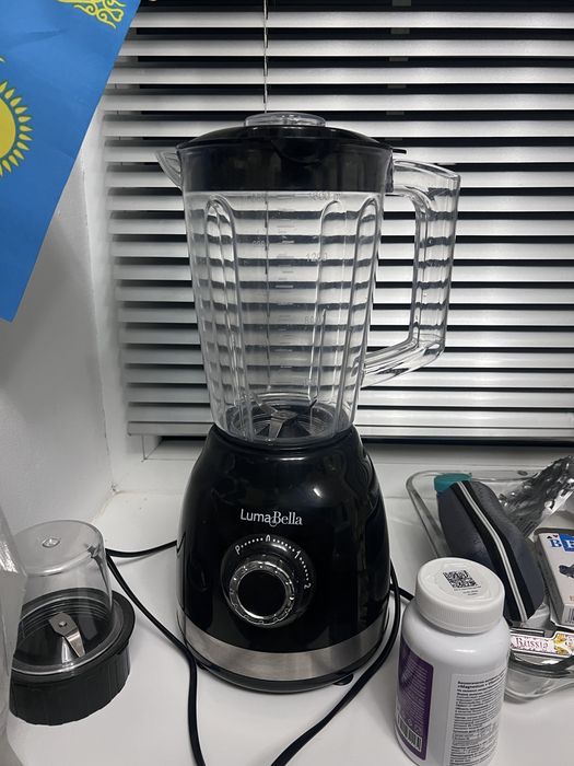 продам Блендер хороший рабочий