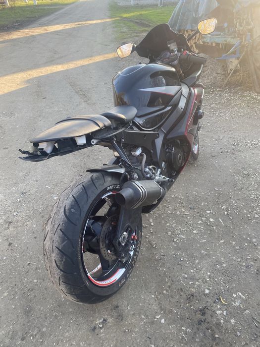 Suzuki gsxr1000 k6