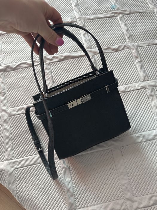 Продам сумку наткраььнач кожа