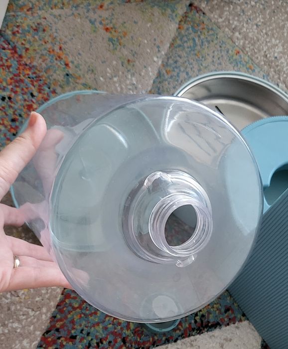 Hranitor animale / dispenser apa si mancare pisici si caini Tiaki