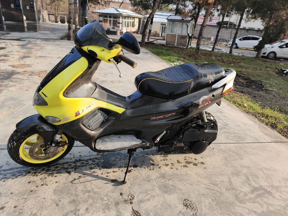 Итальянский скутер Gilera