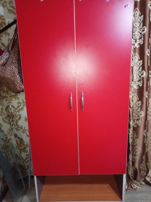 Продам шкаф состояние хорошое