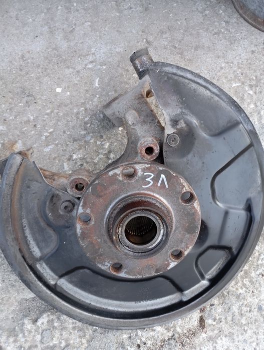 Задни шенкели Audi A4 B6 2.5 180 quattro