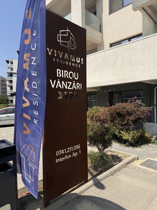 Jardiniere, ghivece, sigle, logo-uri si confectii metalice Corten