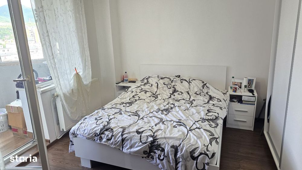 Vand apartament 2 camere decomandat in Deva, zona 22 Decembrie,