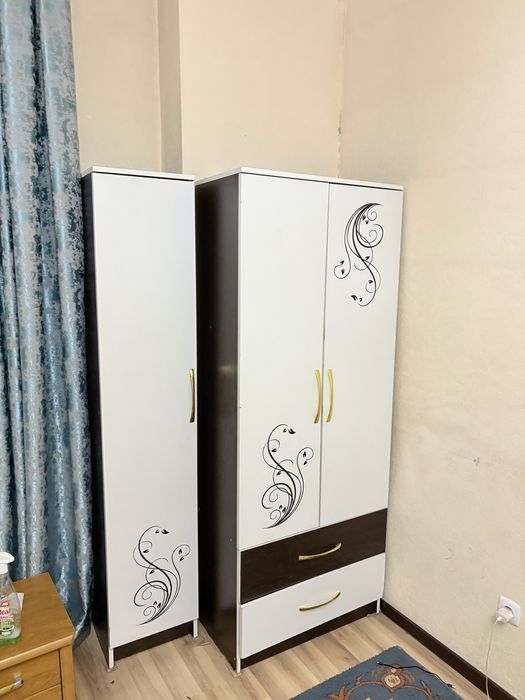 Срочно продам шкафы