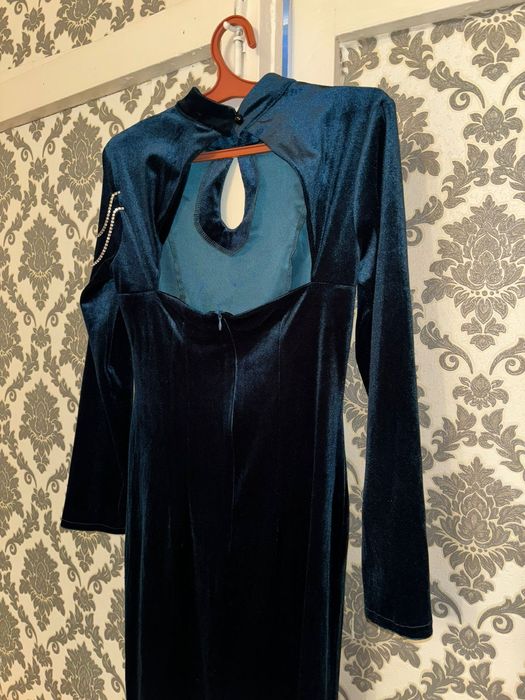 Продаю вечерние платья