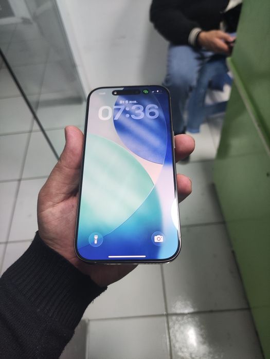 Iphone 16 pro kar dak full