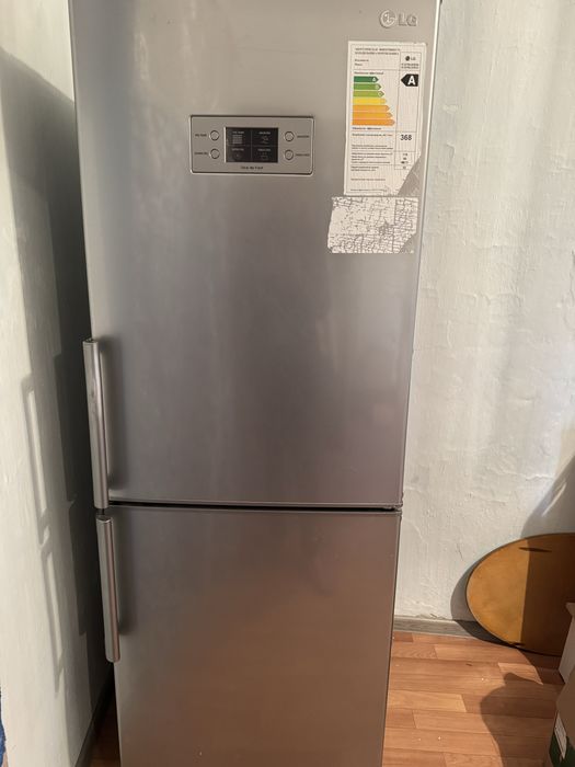 Холодильник Samsung