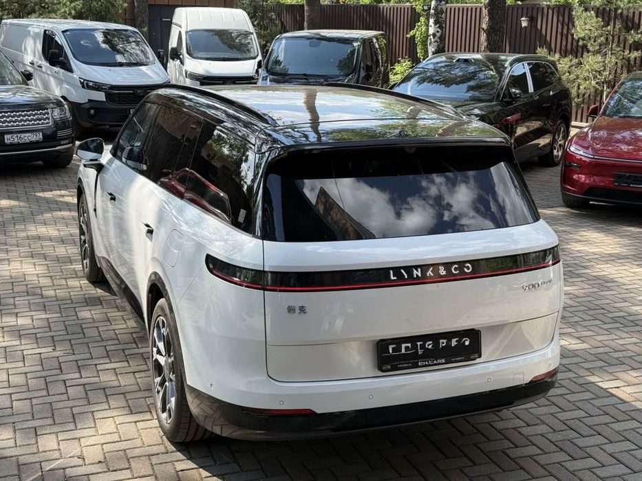 Lynk & Co 900 2.0турбо в наличии новый без пробег нотариусга тайёр