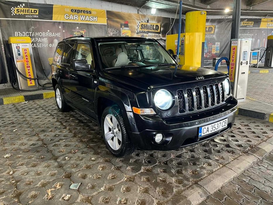 лек автомобил Jeep Patriot