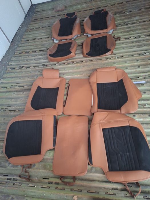 Продам чехлы на машину